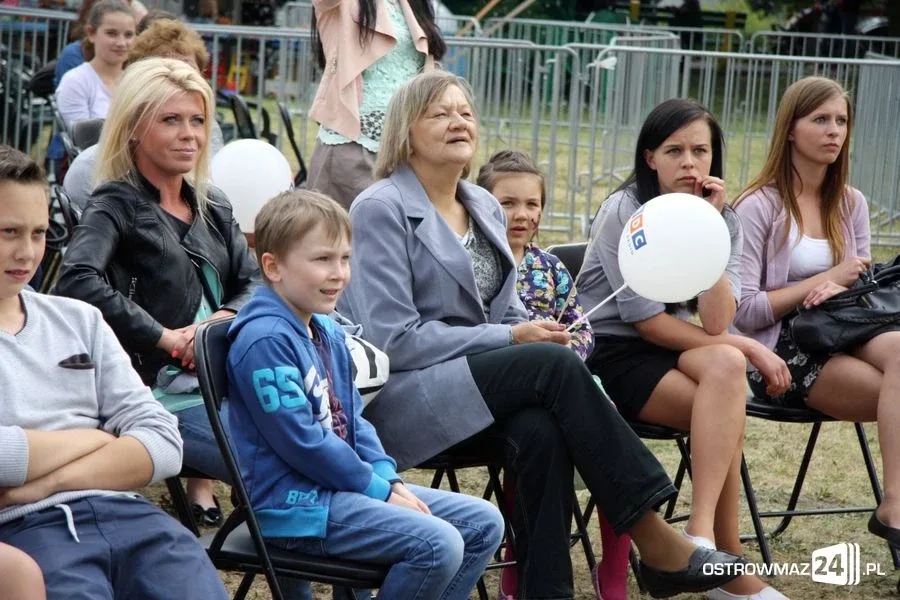 Pokazy sportowe i taneczne (zdjęcia, wideo)