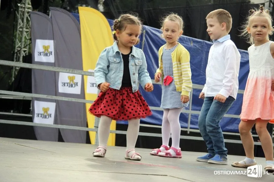Pokazy sportowe i taneczne (zdjęcia, wideo)
