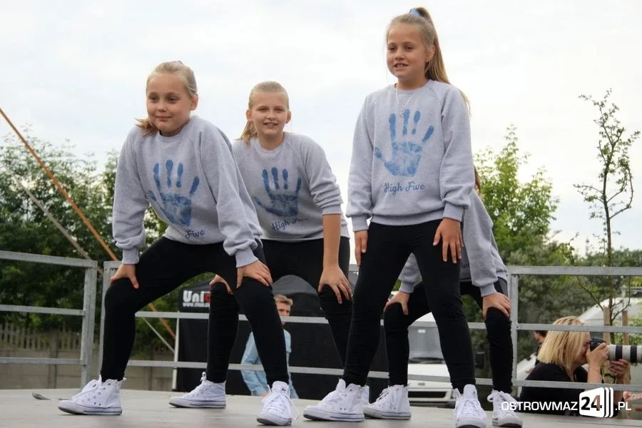 Pokazy sportowe i taneczne (zdjęcia, wideo)