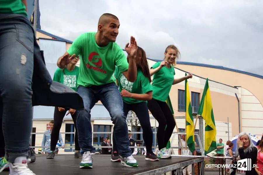 Pokazy sportowe i taneczne (zdjęcia, wideo)