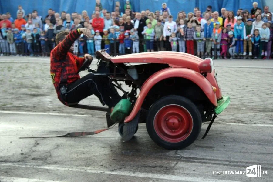 Monster Truck zawitał do Ostrowi (zdjęcia, wideo)