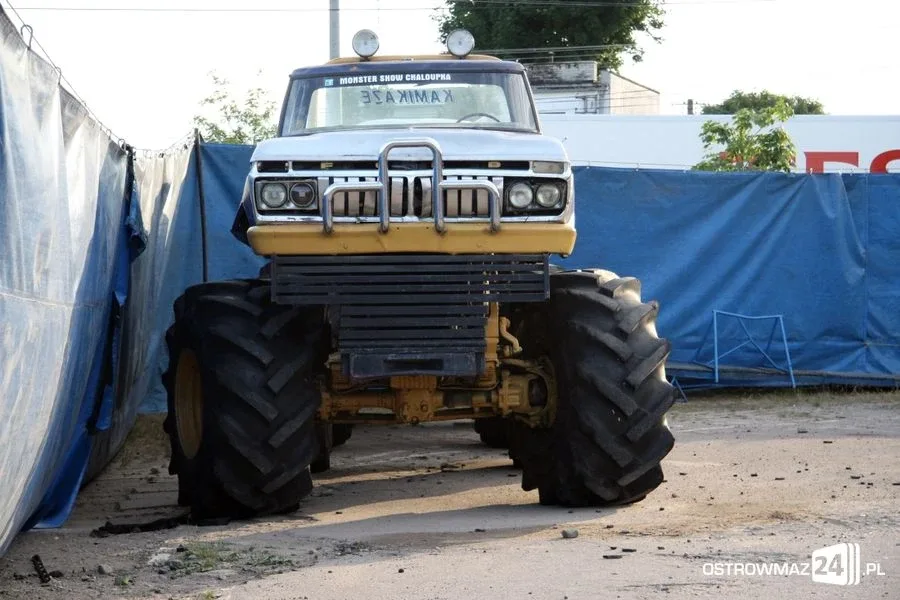Monster Truck zawitał do Ostrowi (zdjęcia, wideo)