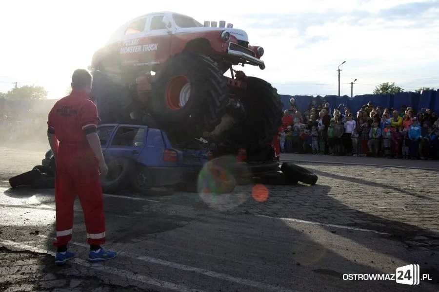 Monster Truck zawitał do Ostrowi (zdjęcia, wideo)