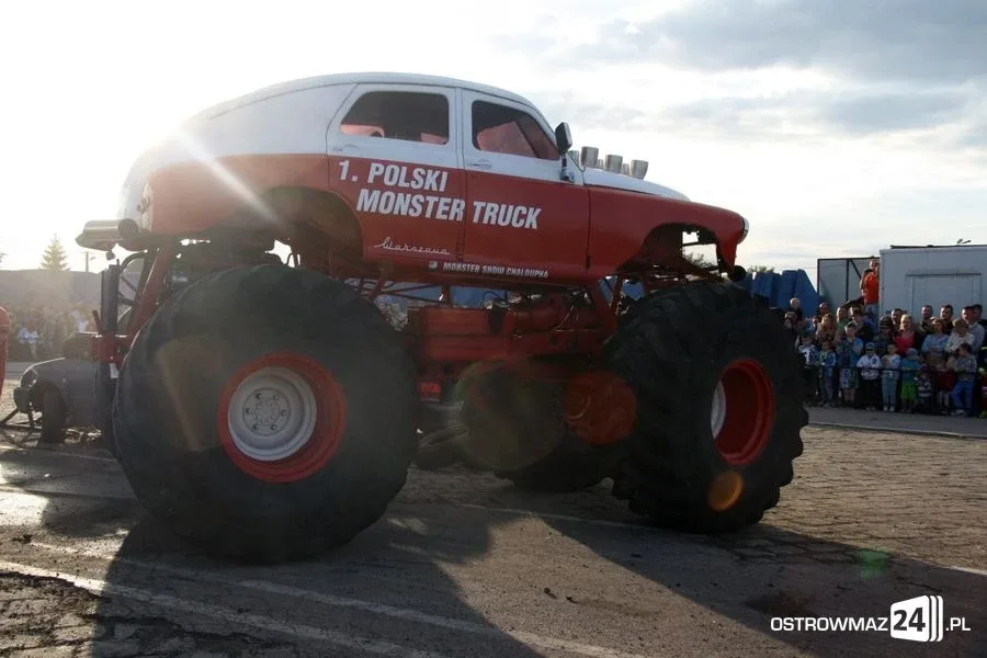 Monster Truck zawitał do Ostrowi (zdjęcia, wideo)