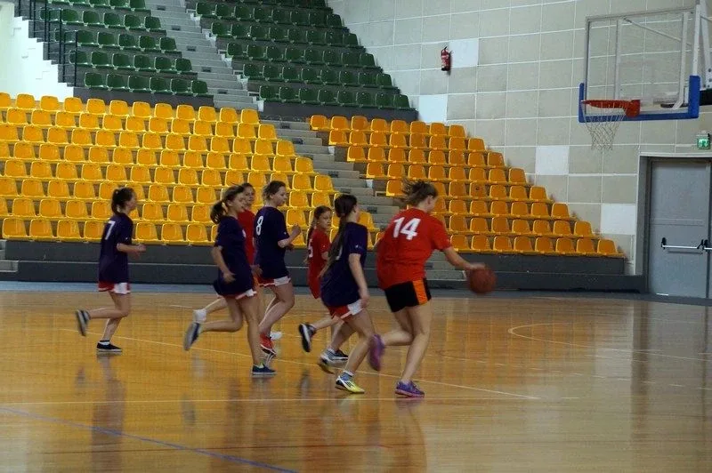 Uczniowie SP1 w koszykarskim finale (zdjęcia)