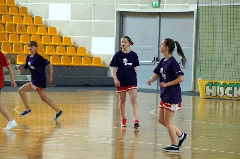 Uczniowie SP1 w koszykarskim finale (zdjęcia)