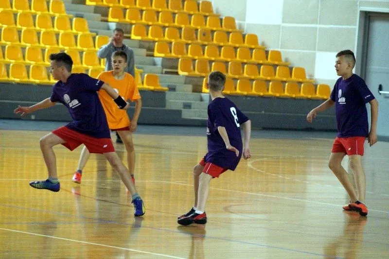 Uczniowie SP1 w koszykarskim finale (zdjęcia)