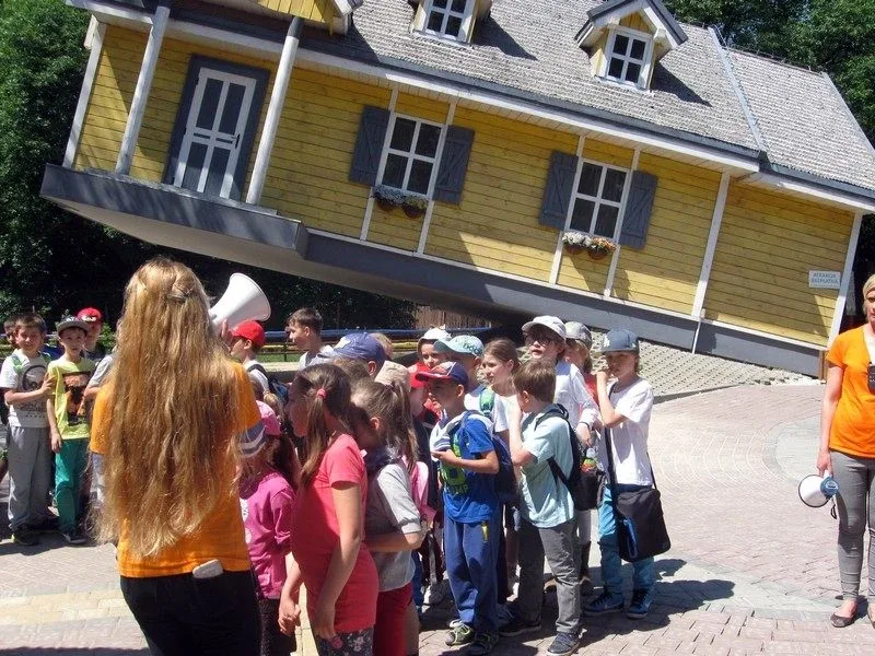 Uczniowie SP1 w świecie iluzji (zdjęcia)