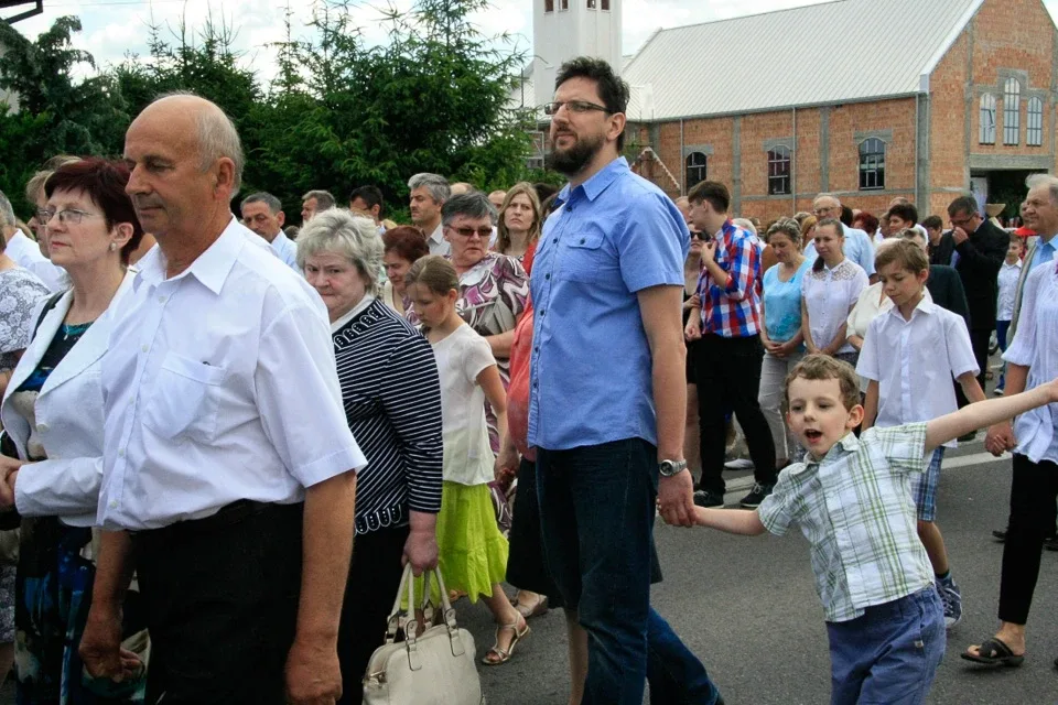 Procesje Bożego Ciała - zobacz zdjęcia i wideo
