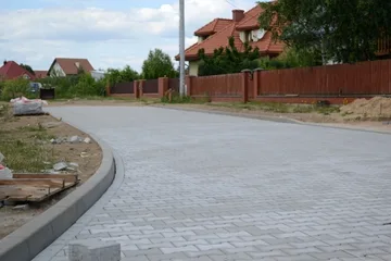 Inwestycja na ul. Oficerskiej dobiega końca (zdjęcia)