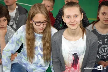 Kasyno zagrało w ostrowskich szkołach (zdjęcia, wideo)