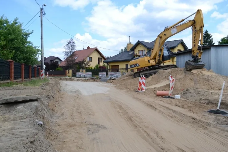 Inwestycja na ul. Oficerskiej dobiega końca (zdjęcia)