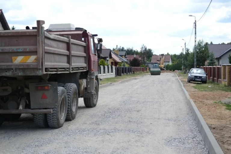 Inwestycja na ul. Oficerskiej dobiega końca (zdjęcia)