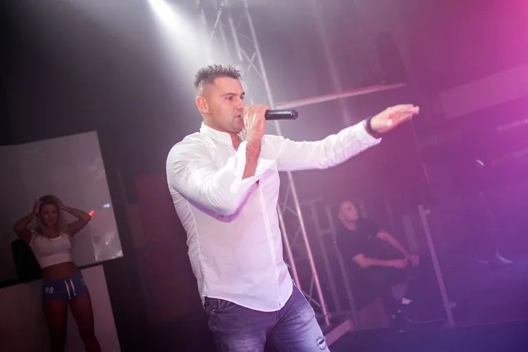 Extazy w klubie Capitol (zdjęcia)