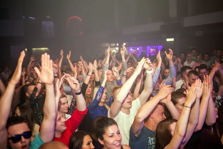 Extazy w klubie Capitol (zdjęcia)