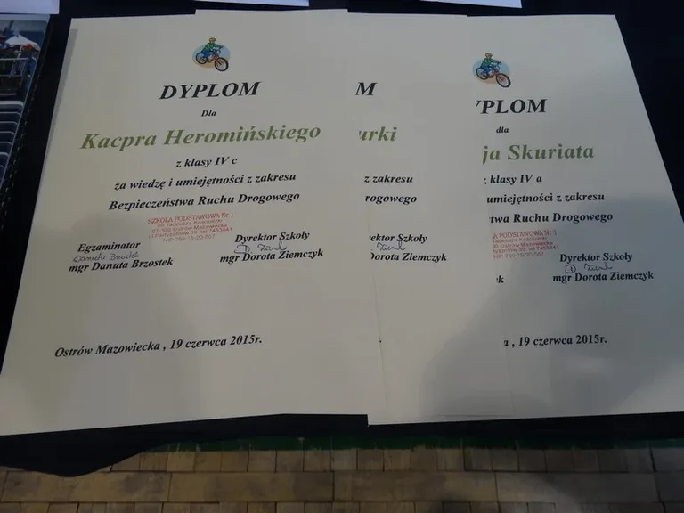 Uczniowie SP1 z kartami rowerowymi (zdjęcia)