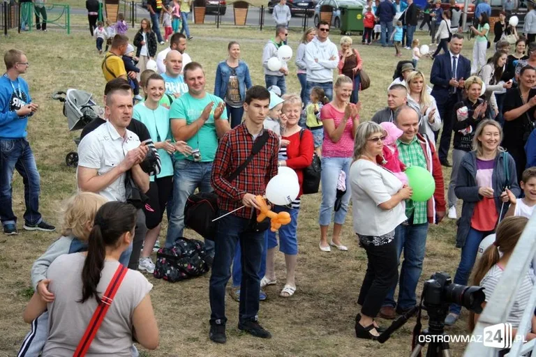 Pokazy sportowe i taneczne (zdjęcia, wideo)