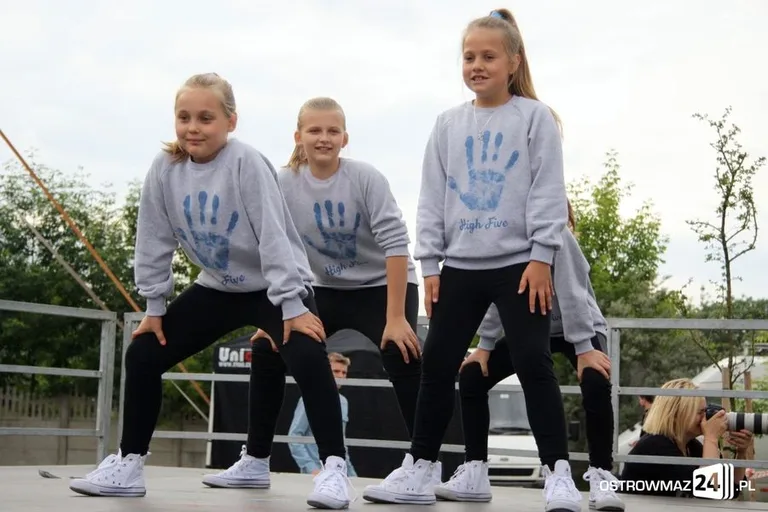 Pokazy sportowe i taneczne (zdjęcia, wideo)