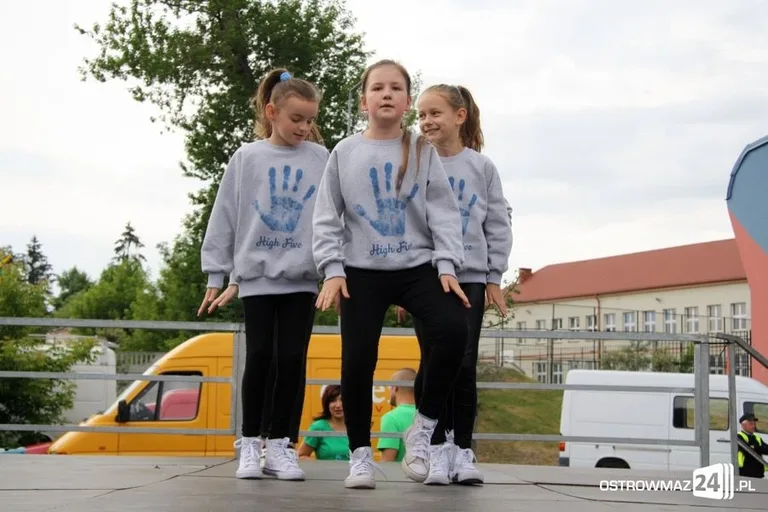 Pokazy sportowe i taneczne (zdjęcia, wideo)