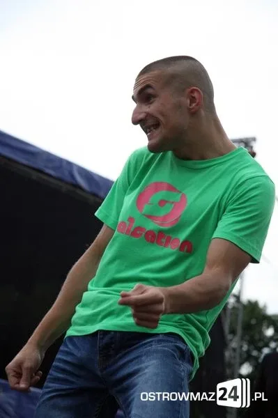 Pokazy sportowe i taneczne (zdjęcia, wideo)