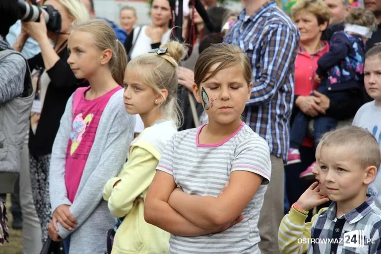 Pokazy sportowe i taneczne (zdjęcia, wideo)