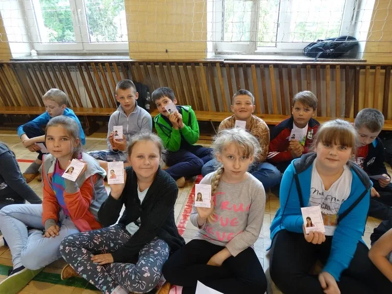 Uczniowie SP1 z kartami rowerowymi (zdjęcia)