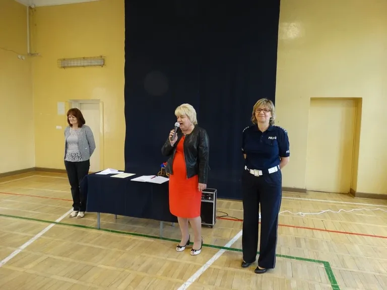Uczniowie SP1 z kartami rowerowymi (zdjęcia)