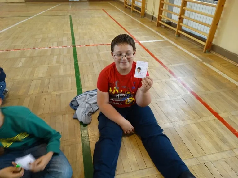 Uczniowie SP1 z kartami rowerowymi (zdjęcia)
