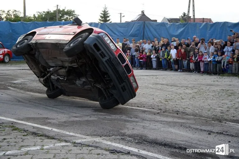 Monster Truck zawitał do Ostrowi (zdjęcia, wideo)