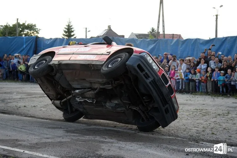 Monster Truck zawitał do Ostrowi (zdjęcia, wideo)