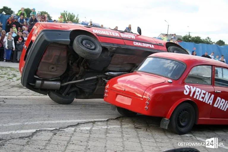 Monster Truck zawitał do Ostrowi (zdjęcia, wideo)