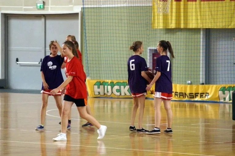 Uczniowie SP1 w koszykarskim finale (zdjęcia)