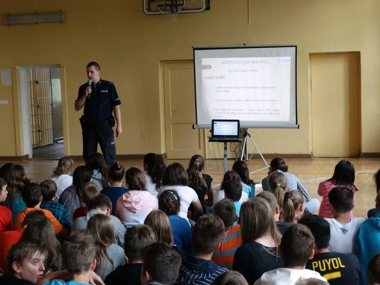 'Bezpieczna woda' w SP1 (zdjęcia)