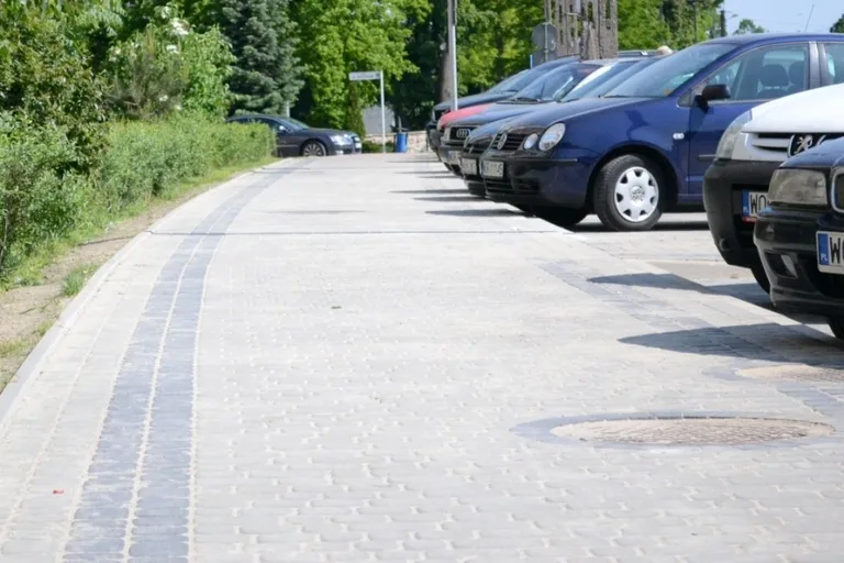 Trwa remont chodnika przy ul. Kościuszki (zdjęcia)