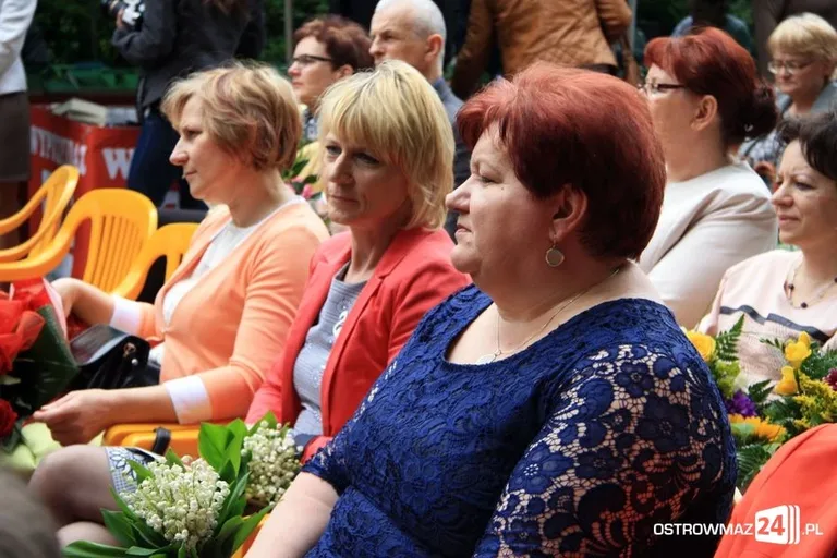 Piknik z książką (zdjęcia)