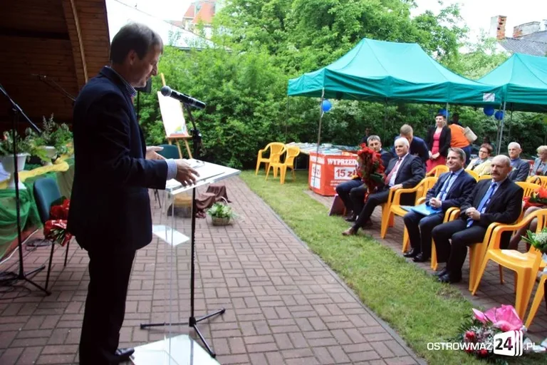 Piknik z książką (zdjęcia)