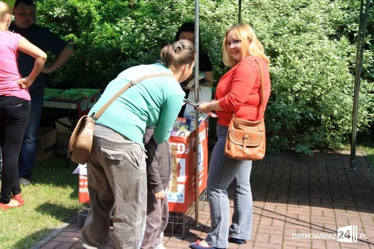 Piknik z książką (zdjęcia)
