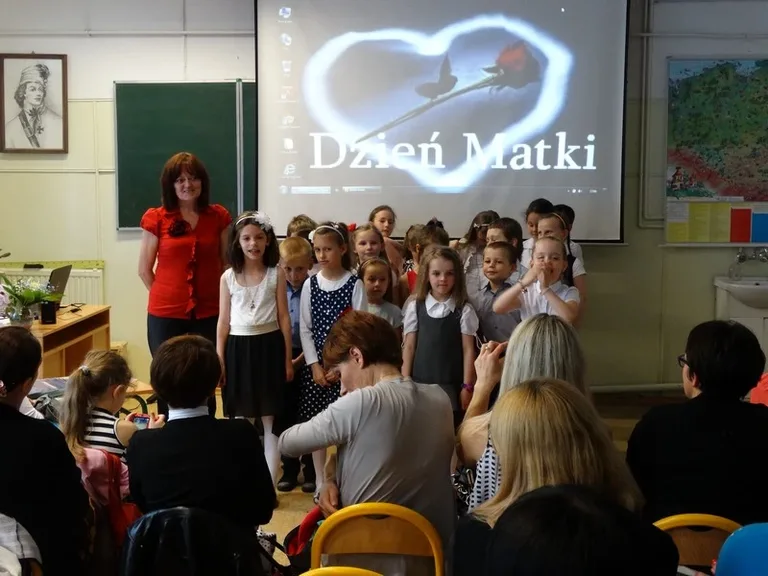 Dzień Matki w SP1 (zdjęcia)