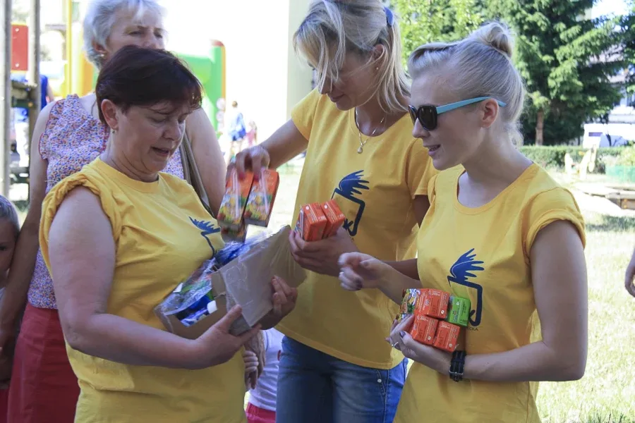 Wakacyjne Podwórko na początek lata