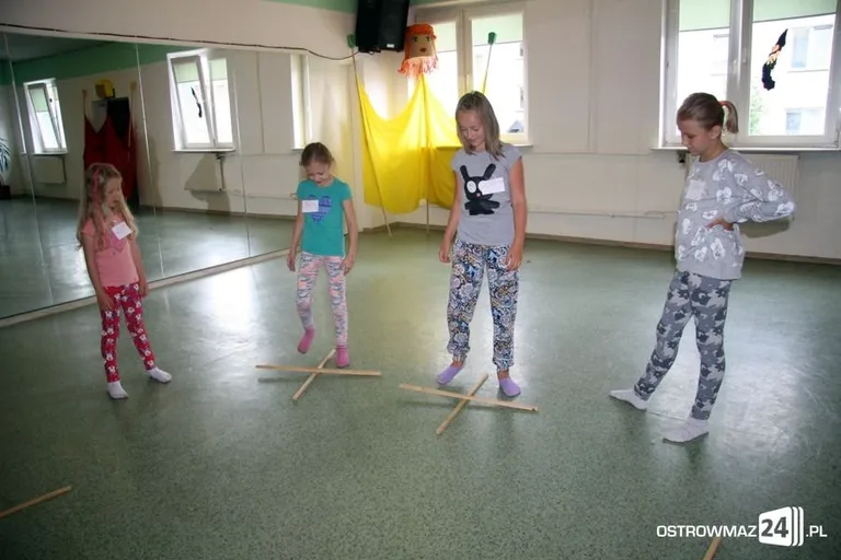 Tańce i zabawy w MDK (zdjęcia)