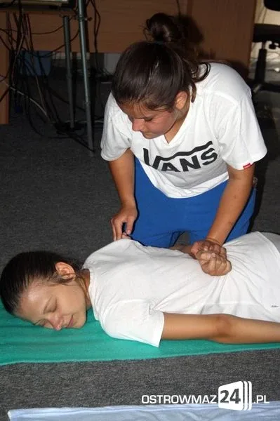 Zajęcia artystyczne z Emilią Krupą (zdjęcia)