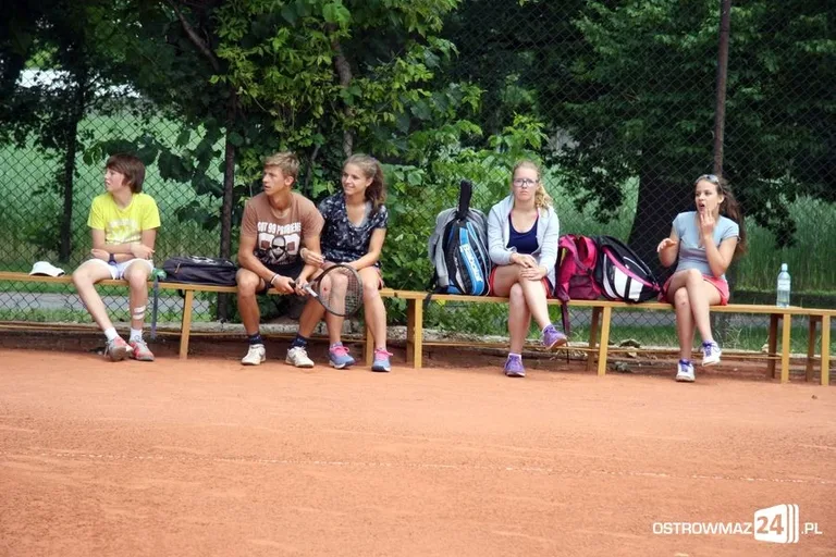 Na ostrowskich kortach walczyli o tytuł (zdjęcia)