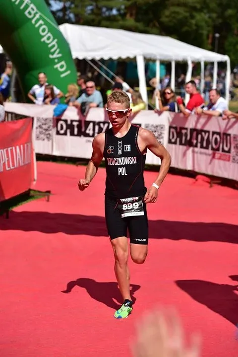 Rzuczkowski piąty na zawodach triathlonowych
