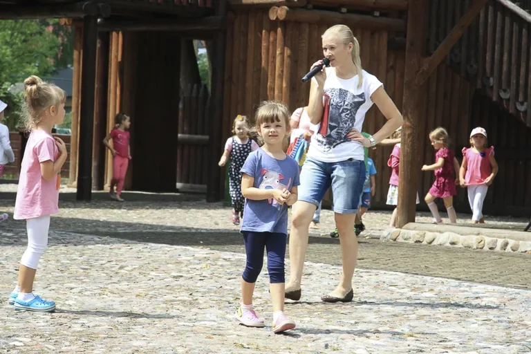 Bawiły się ćwicząc buzie i języki (zdjęcia)