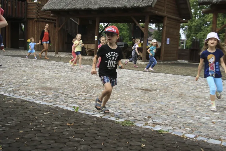 Bawiły się ćwicząc buzie i języki (zdjęcia)
