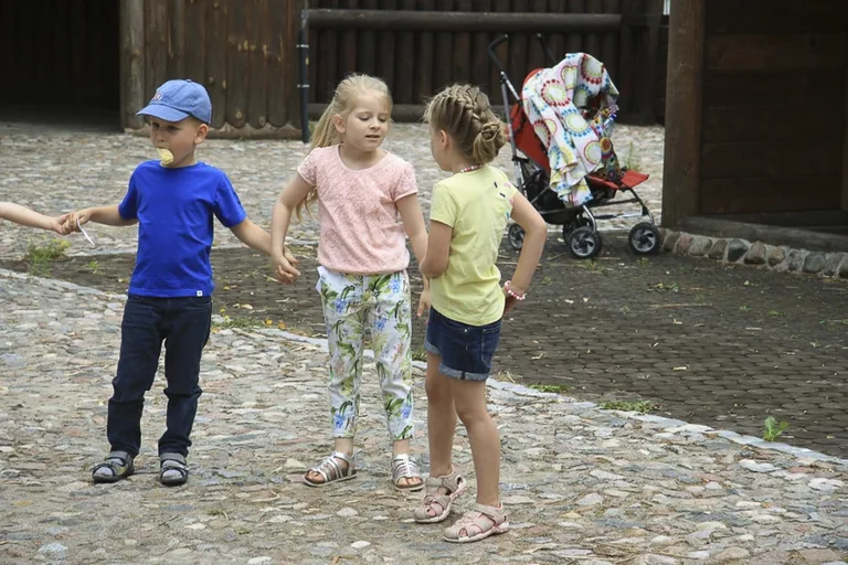 Bawiły się ćwicząc buzie i języki (zdjęcia)