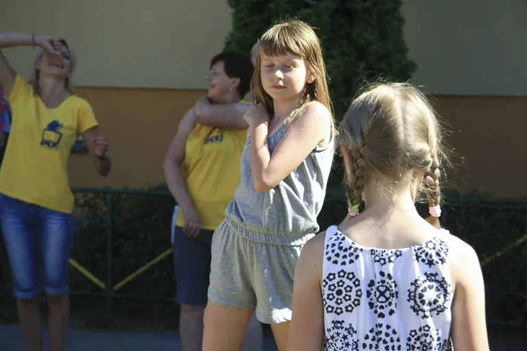 Wakacyjne Podwórko na początek lata