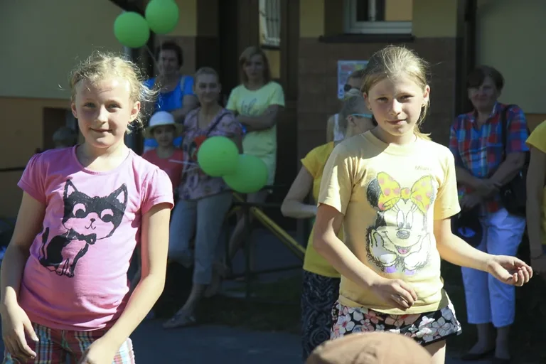 Wakacyjne Podwórko na początek lata