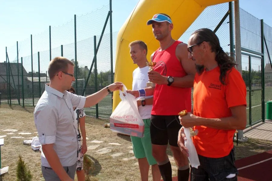 Blisko setka pobiegła w Rzekuniu (zdjęcia, wideo)