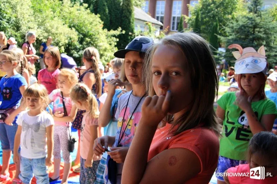 Król zwierząt uczył dobrego zachowania (zdjęcia)